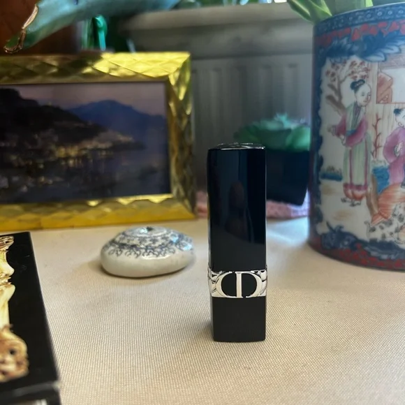 NWOT Dior Rouge Lipstick - Bold Red never used. - Picture 9 of 13